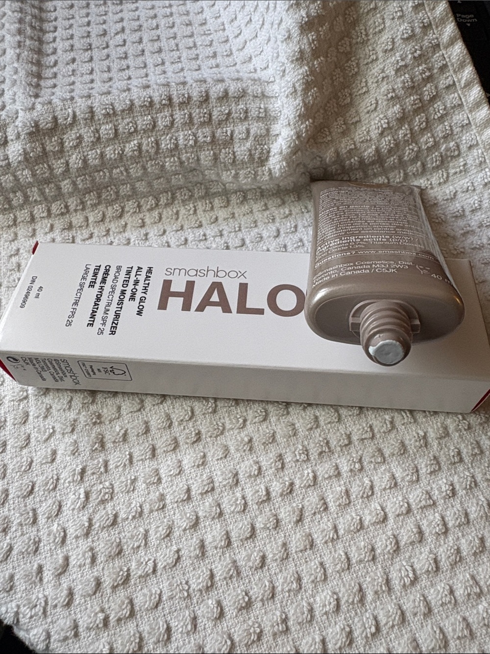 Smashbox halo tinted moisturizer - Tan